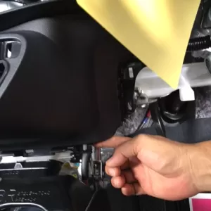 新型プリウス（ZVW51）カーナビ取り付けのサムネイル